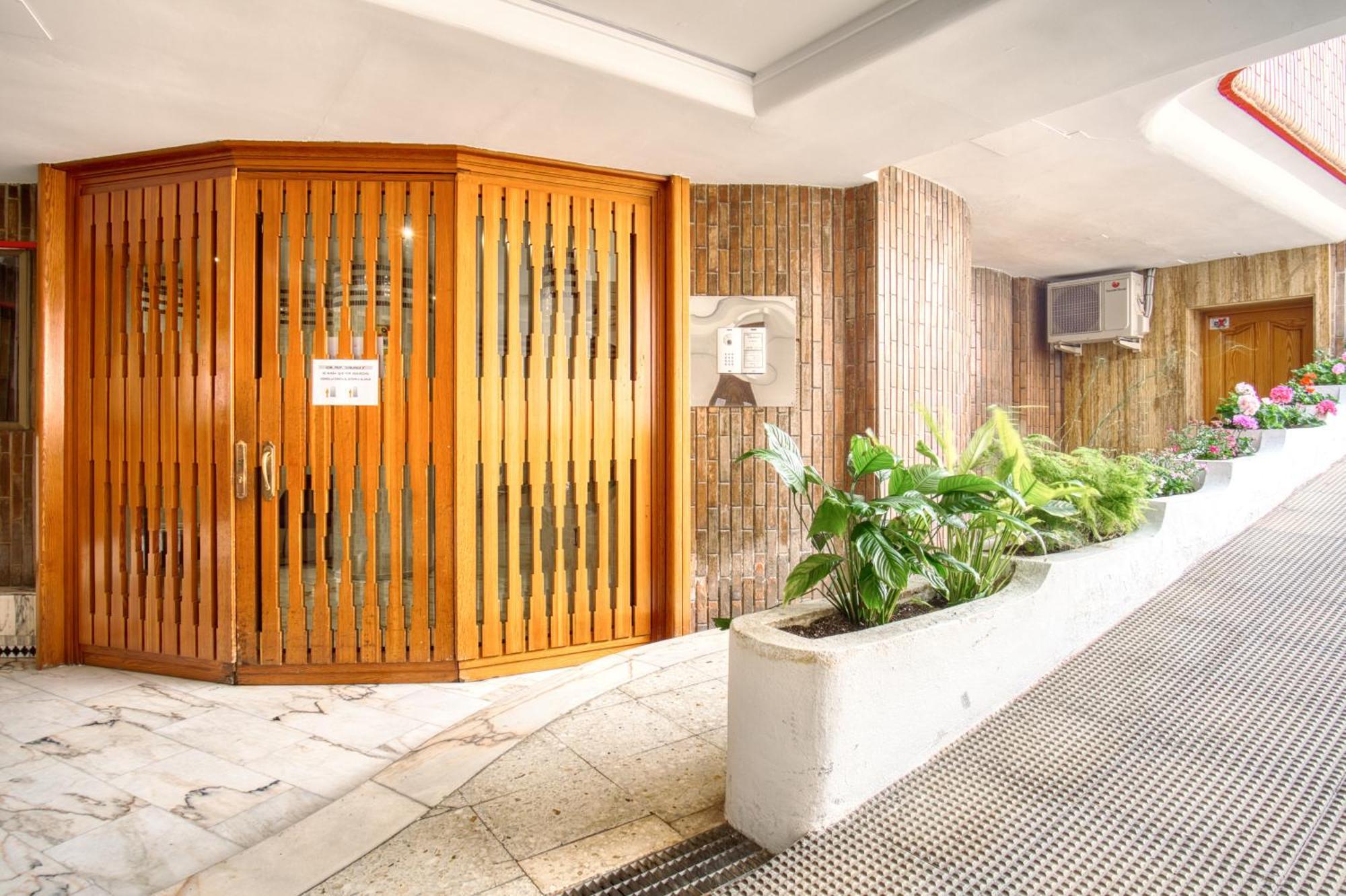 Apartmán Coblanca 5-Exclusivo Loft 5-6 Benidorm Exteriér fotografie